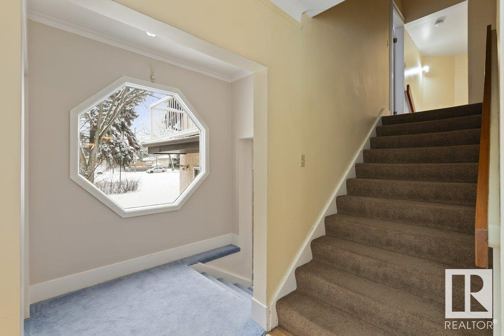 25 SUNNYSIDE CR, St. Albert