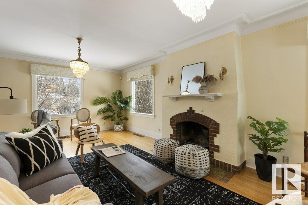 25 SUNNYSIDE CR, St. Albert