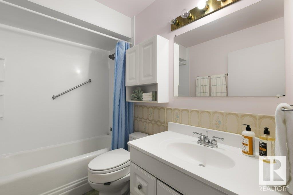 25 SUNNYSIDE CR, St. Albert