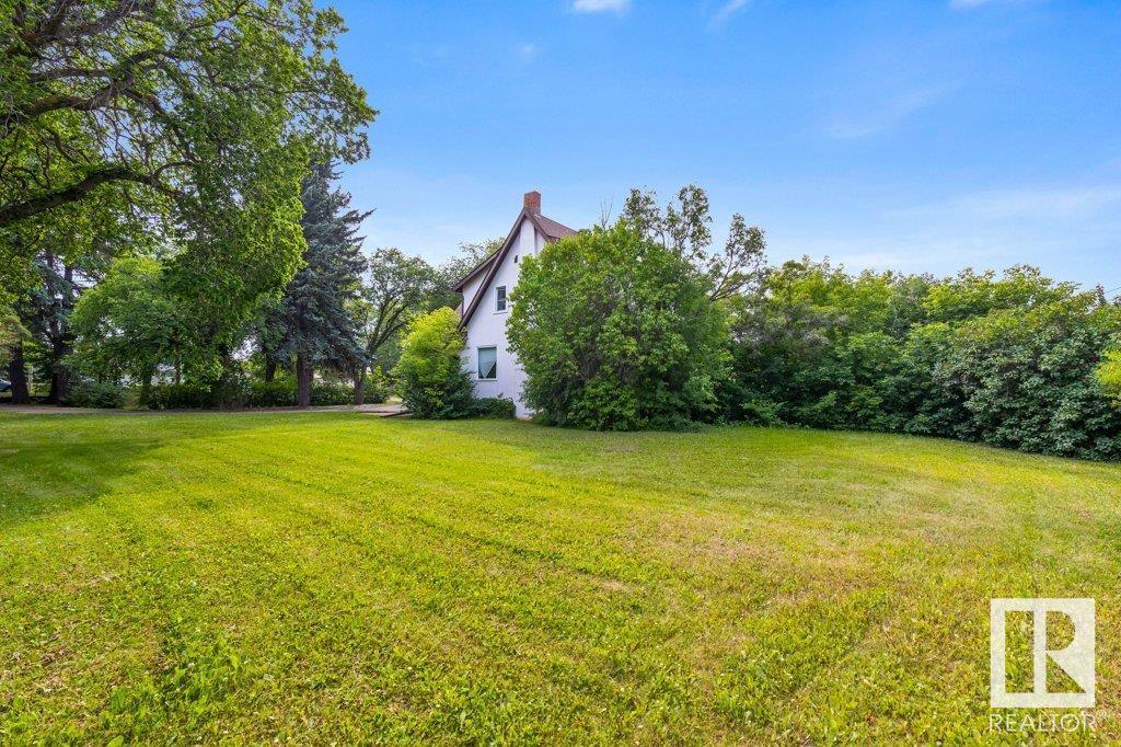 25 SUNNYSIDE CR, St. Albert