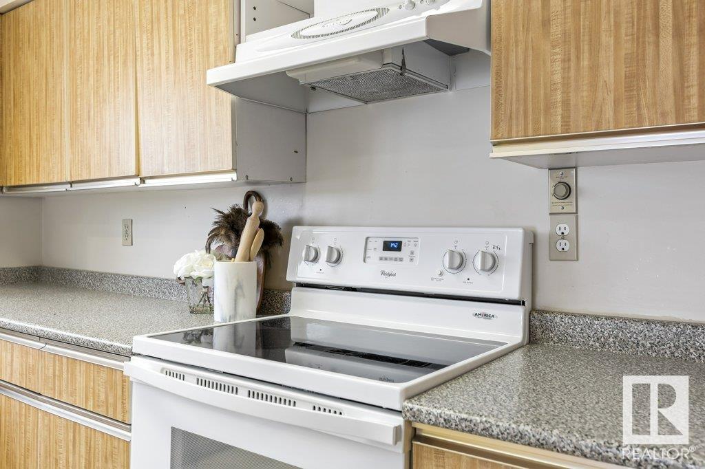 25 SUNNYSIDE CR, St. Albert