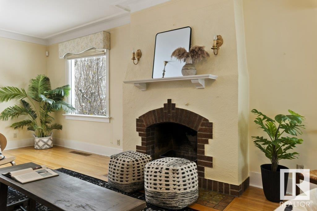 25 SUNNYSIDE CR, St. Albert