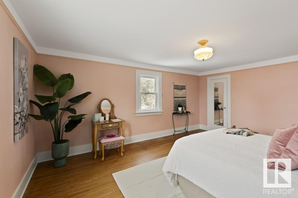 25 SUNNYSIDE CR, St. Albert