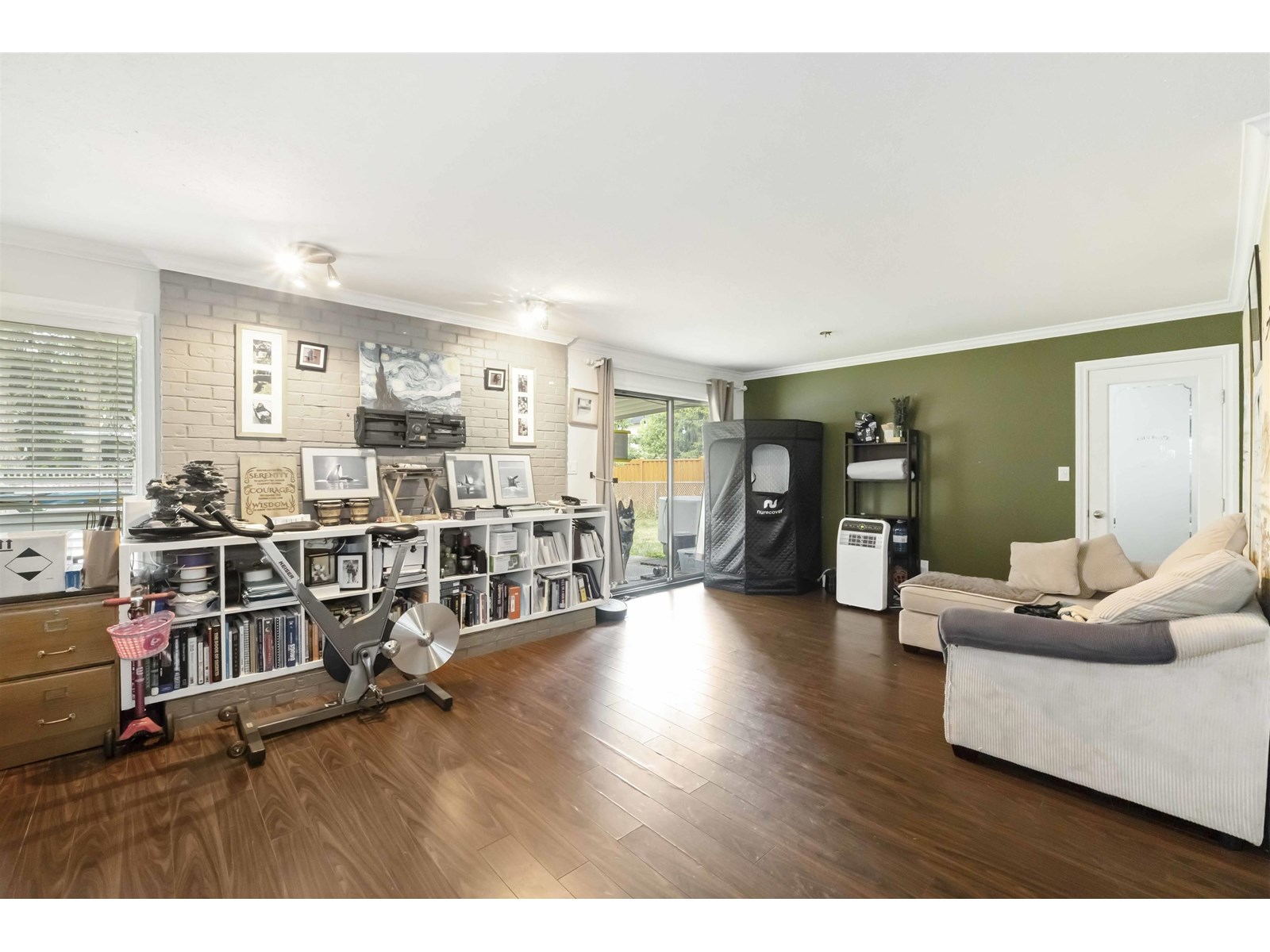 Photo 18 of 15491 Roper Avenue, White Rock BC