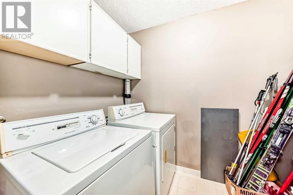 Single Family House for Sale in    Street SW Canyon Meadows Calgary 