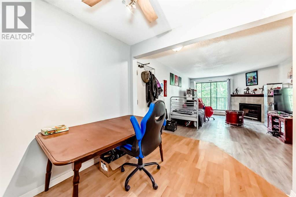 Single Family House for Sale in    Street SW Canyon Meadows Calgary 