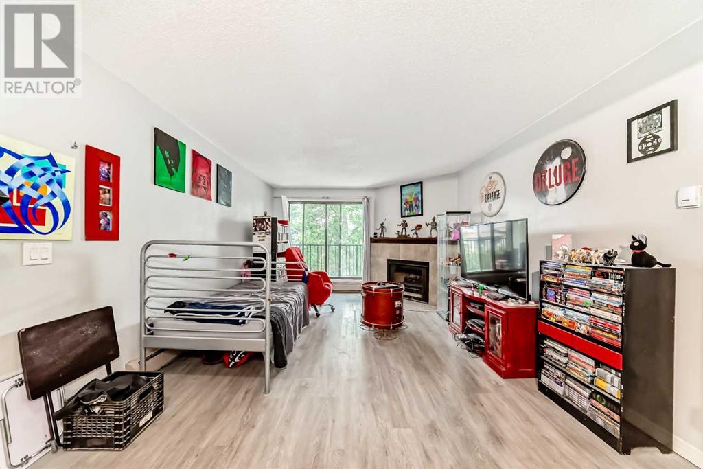 Single Family House for Sale in    Street SW Canyon Meadows Calgary 