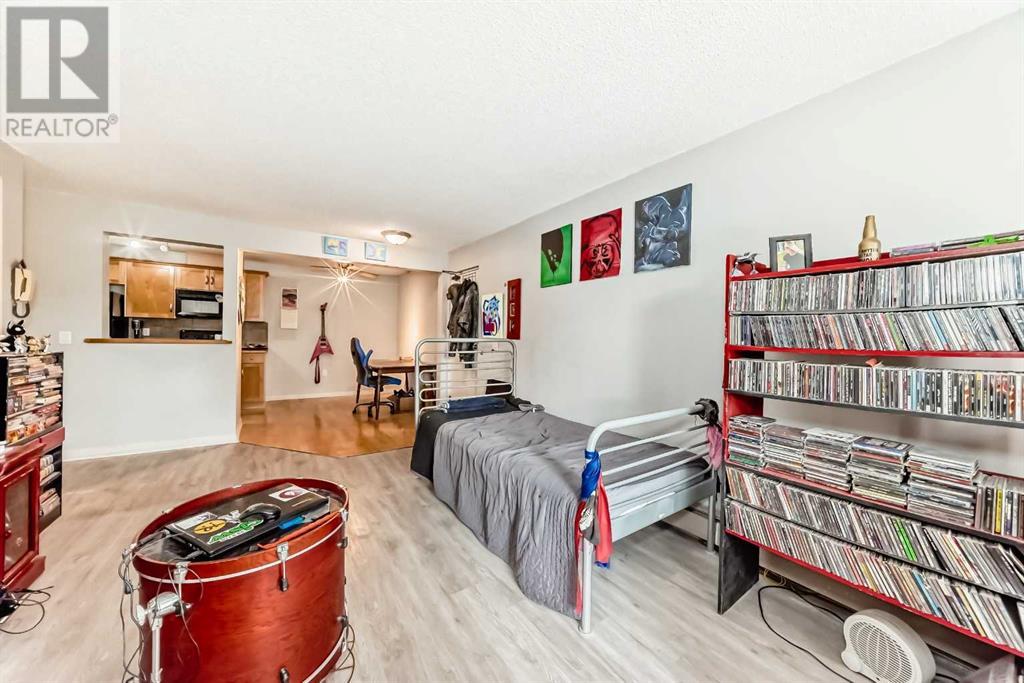 Single Family House for Sale in    Street SW Canyon Meadows Calgary 
