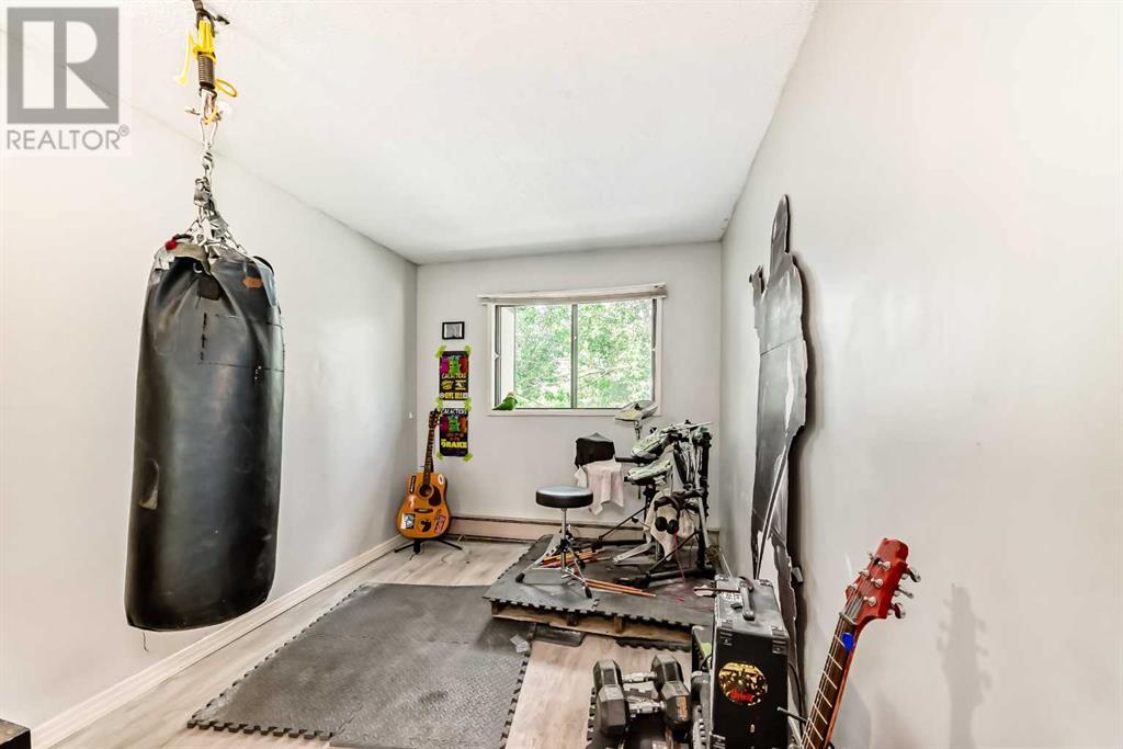 Single Family House for Sale in    Street SW Canyon Meadows Calgary 