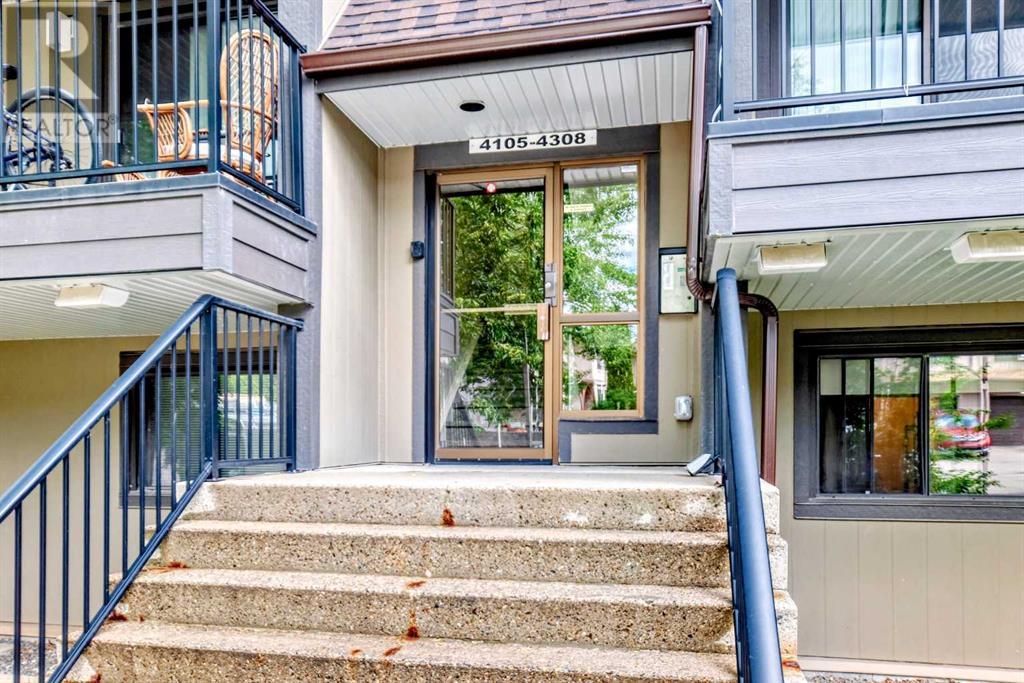 Single Family House for Sale in    Street SW Canyon Meadows Calgary 
