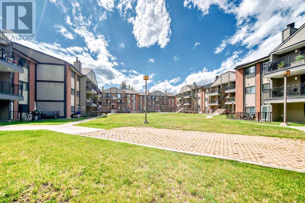 Single Family House for Sale in    Street SW Canyon Meadows Calgary 