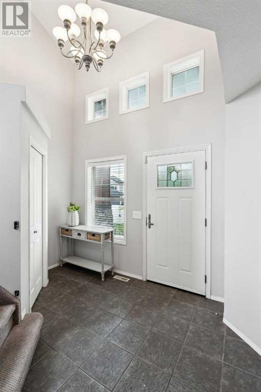 Single Family House for Sale in  Somerglen Way SW Somerset Calgary 