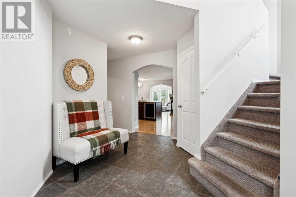 Single Family House for Sale in  Somerglen Way SW Somerset Calgary 