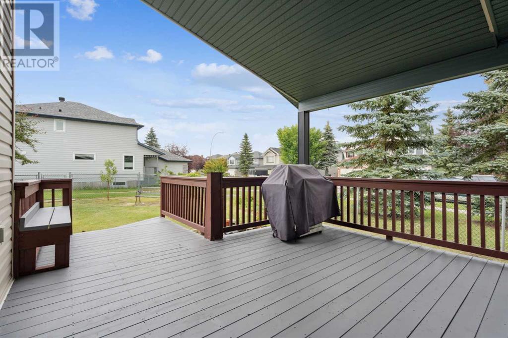 Single Family House for Sale in  Somerglen Way SW Somerset Calgary 