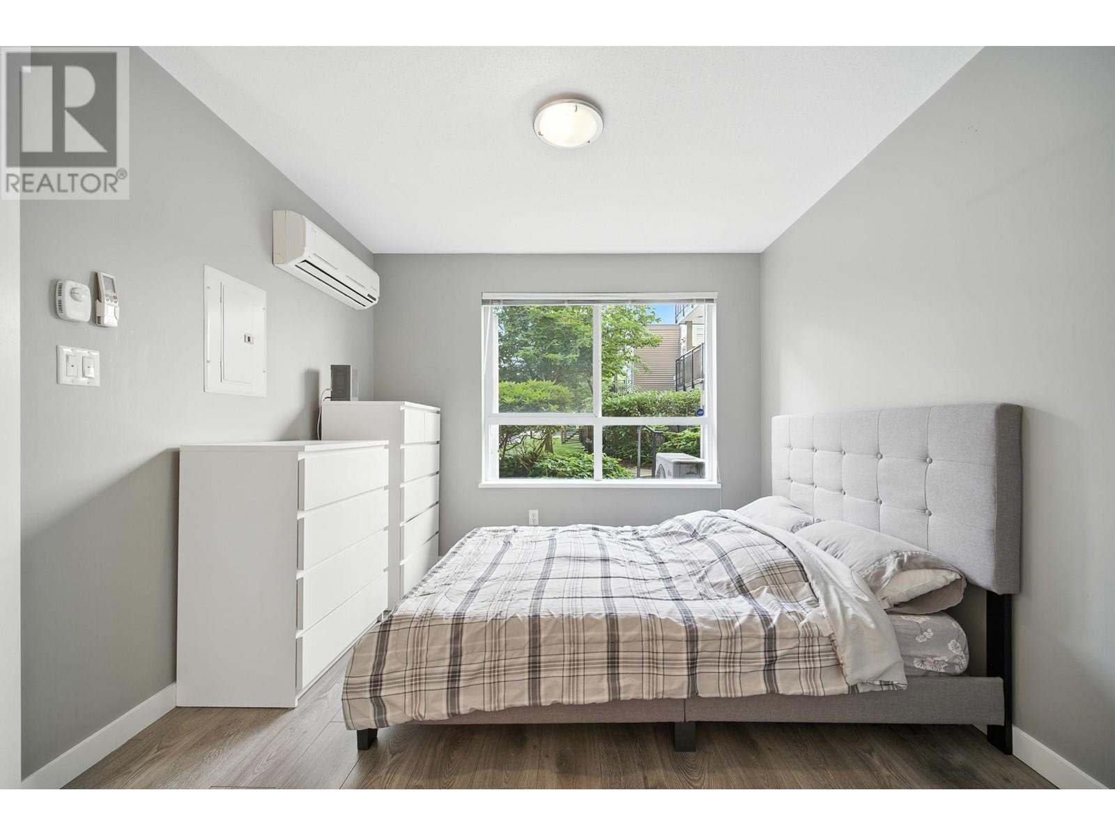Photo 6 of 118 9399 Tomicki Avenue, Richmond BC