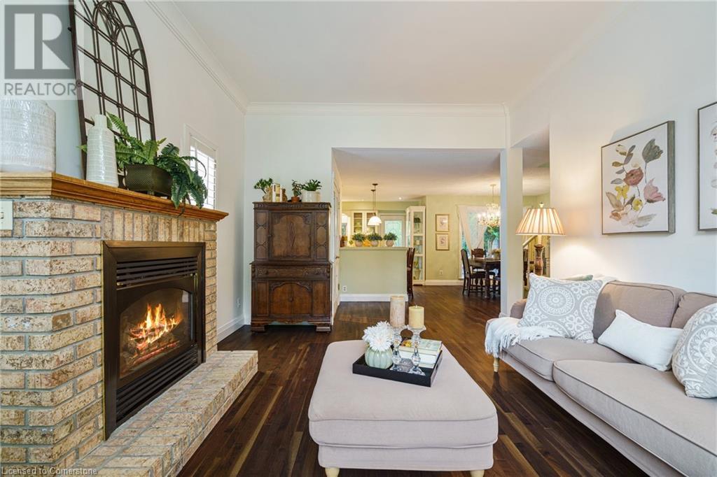 Photo 7 of 1121 Stephenson Drive, Burlington ON