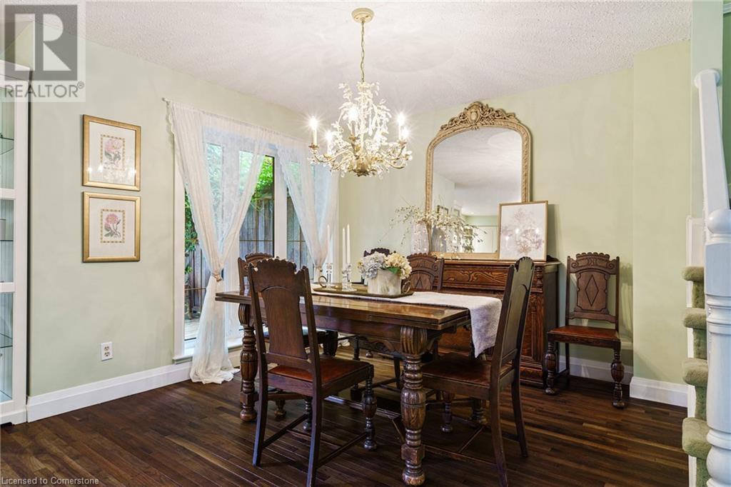 Photo 9 of 1121 Stephenson Drive, Burlington ON