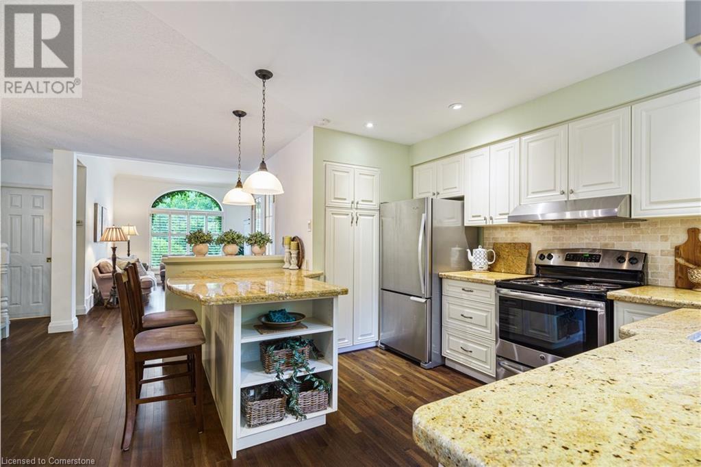 Photo 19 of 1121 Stephenson Drive, Burlington ON