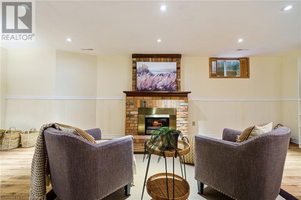 Photo 34 of 1121 Stephenson Drive, Burlington ON