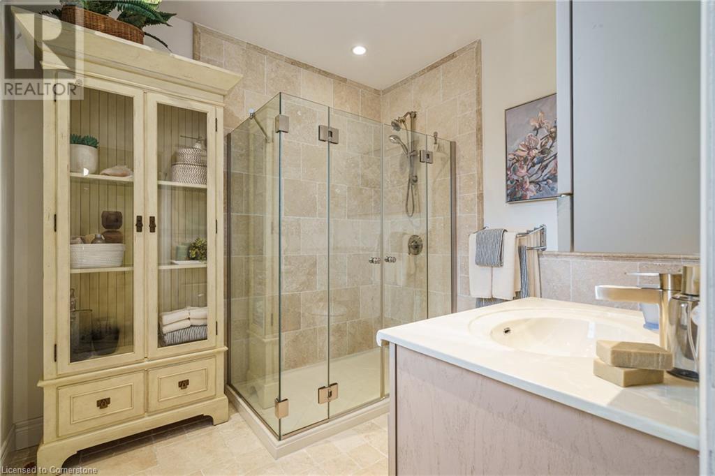 Photo 29 of 1121 Stephenson Drive, Burlington ON