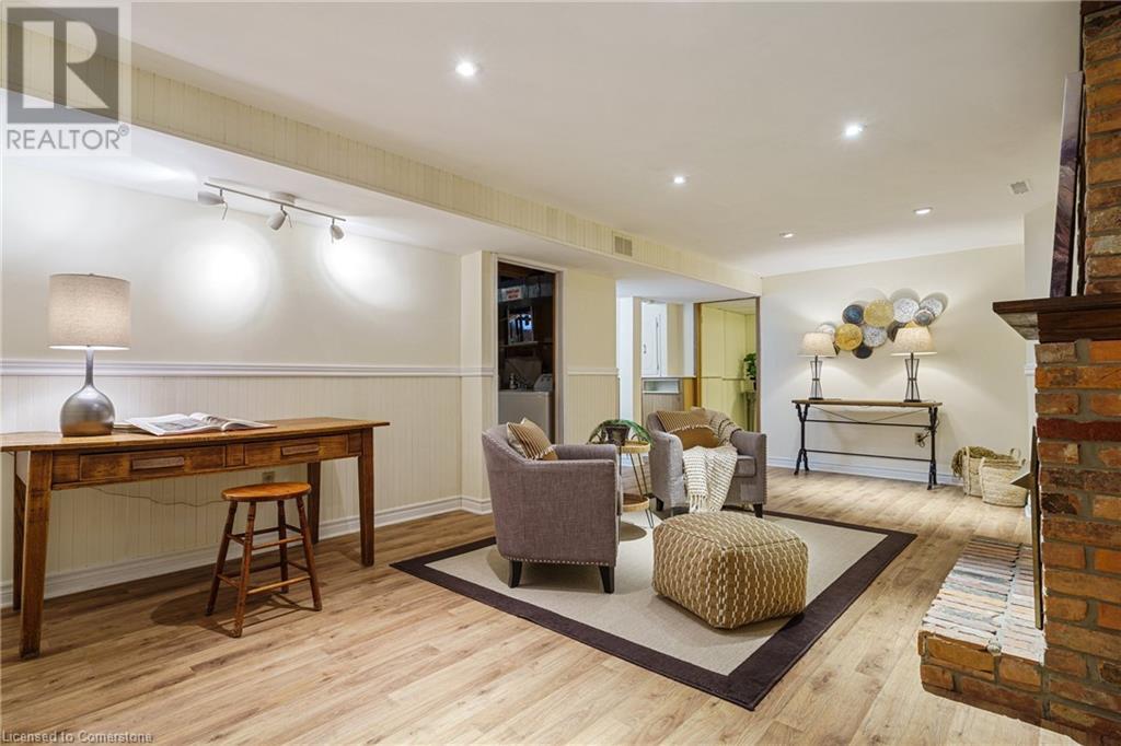 Photo 32 of 1121 Stephenson Drive, Burlington ON