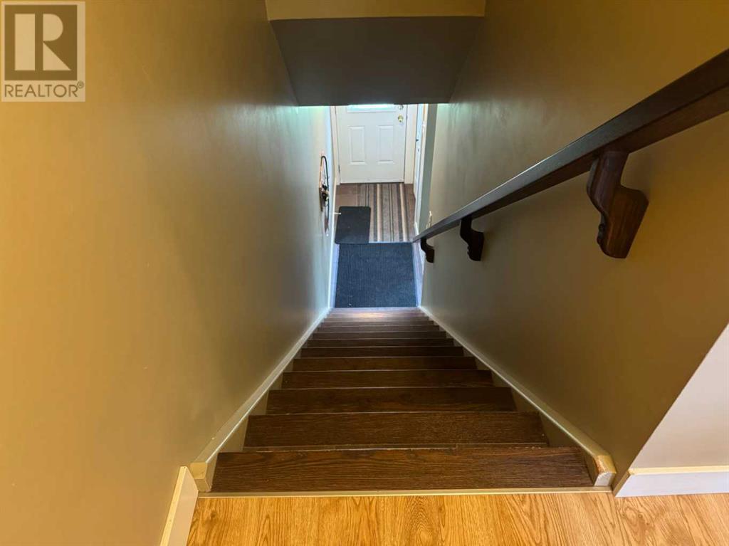 Single Family House for Sale in   Street Mountview Red Deer 