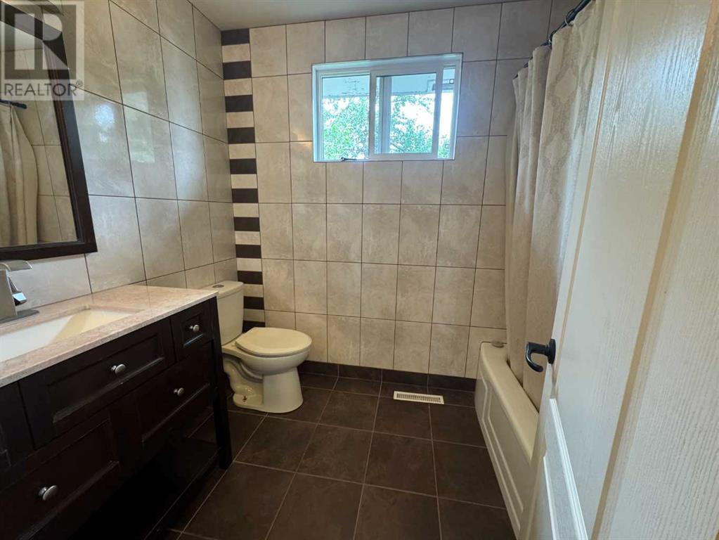 Single Family House for Sale in   Street Mountview Red Deer 