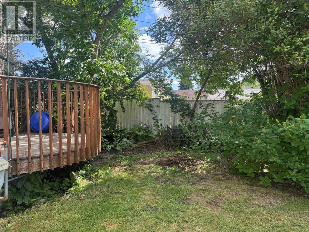 Single Family House for Sale in   Street Mountview Red Deer 