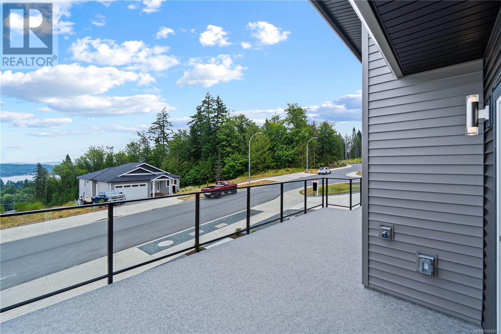 431 COLONIA DR S - Image 25