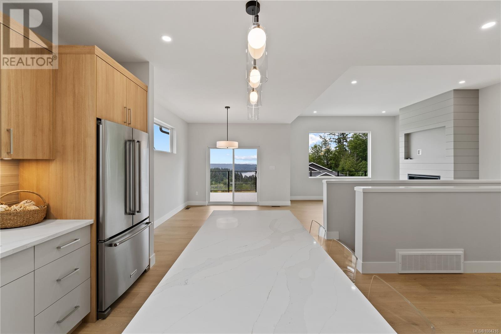 431 COLONIA DR S - Image 18
