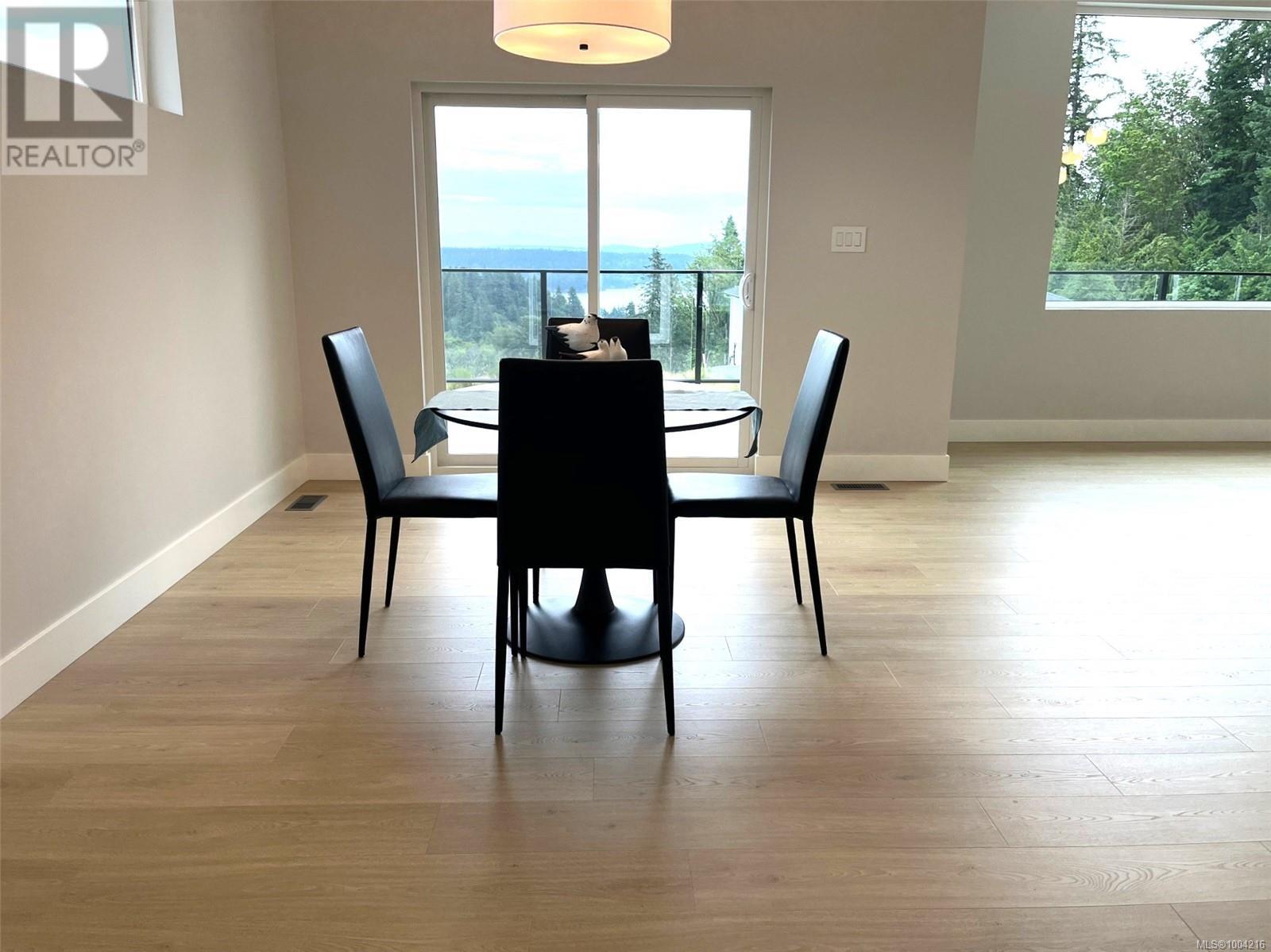 431 COLONIA DR S - Image 33