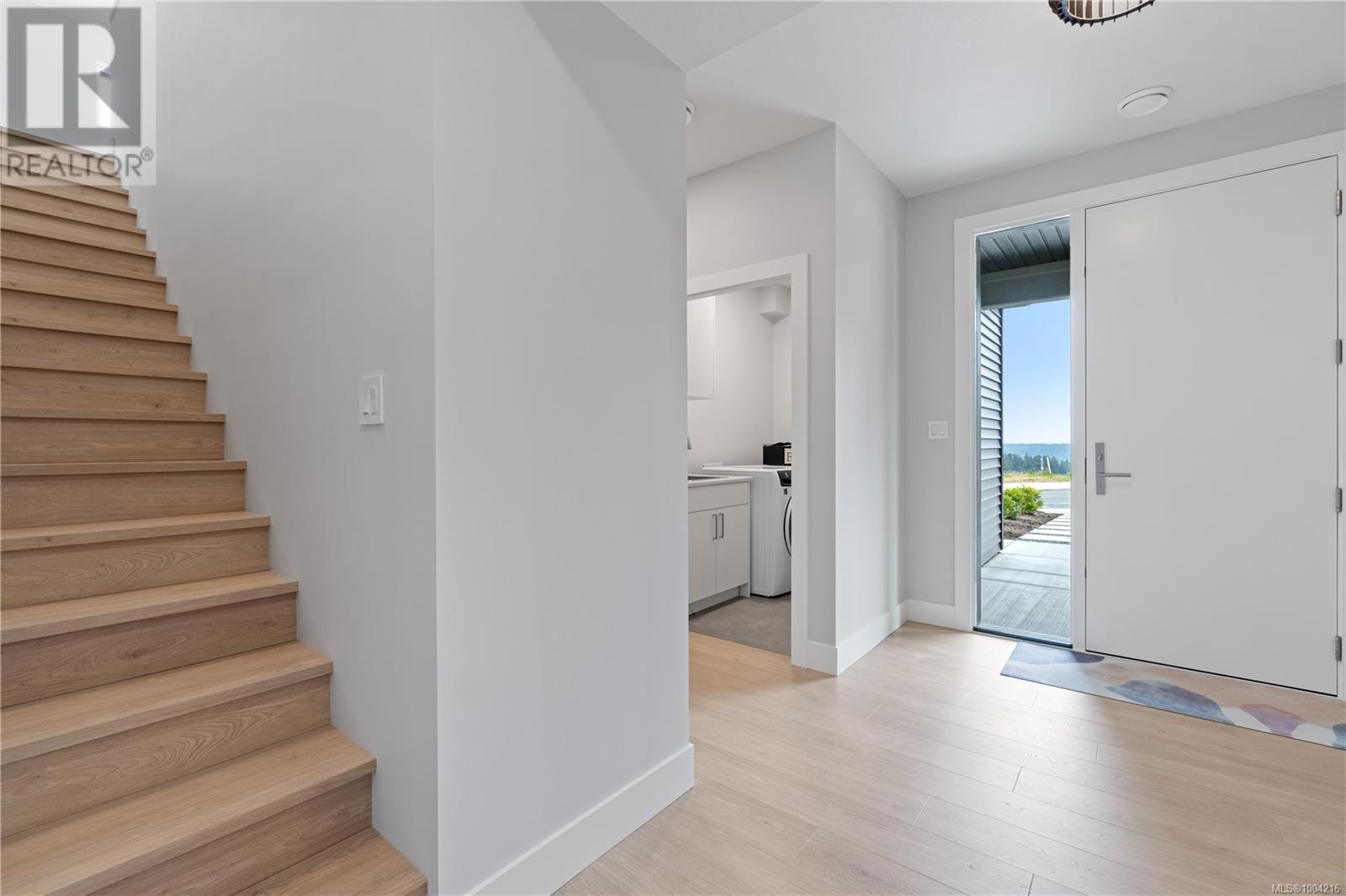 431 COLONIA DR S - Image 53
