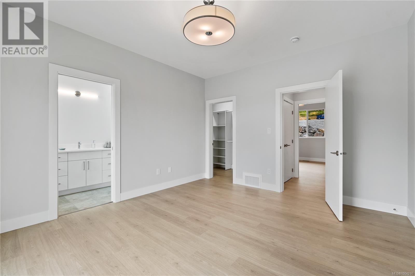 431 COLONIA DR S - Image 45