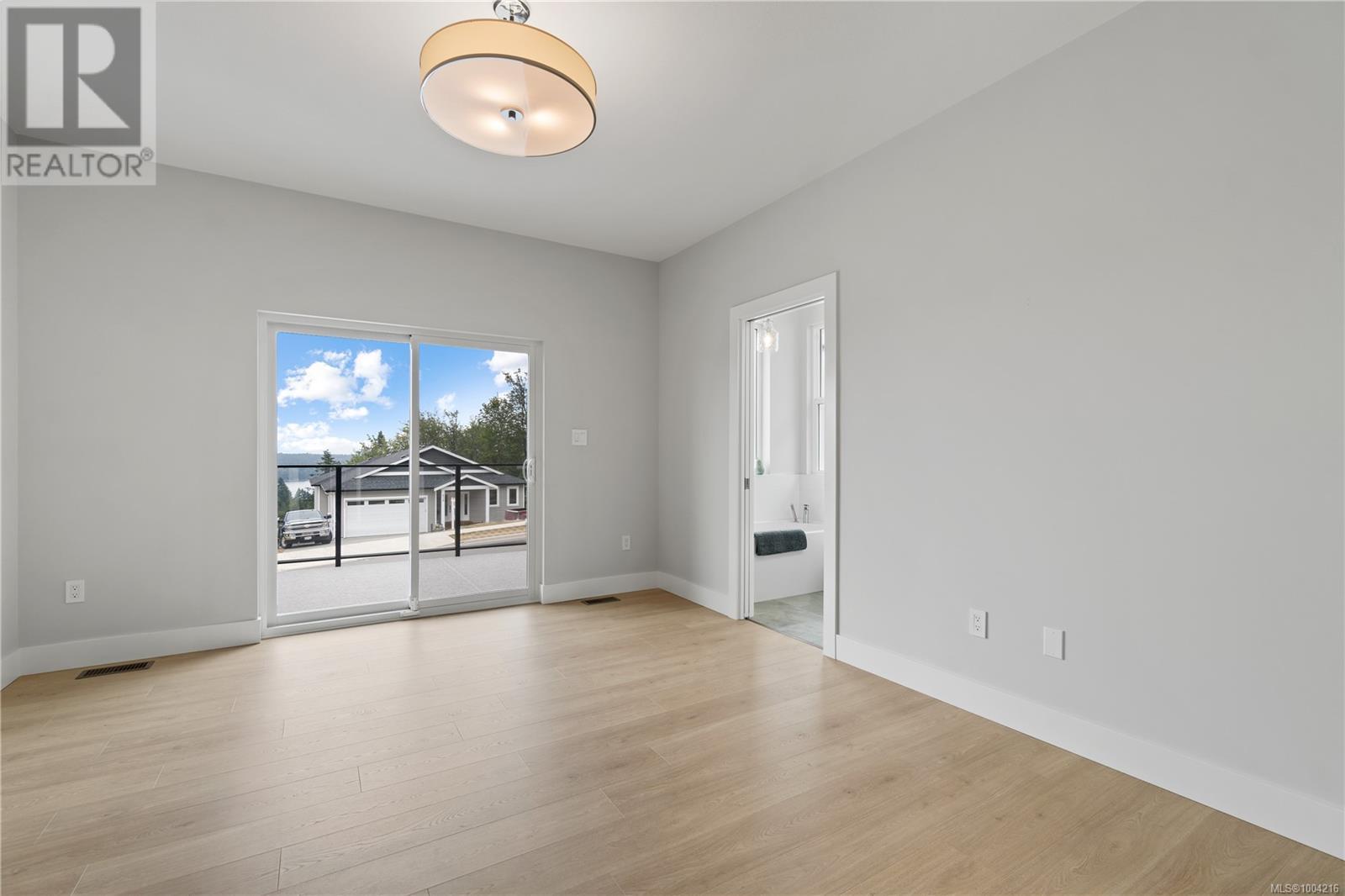 431 COLONIA DR S - Image 42