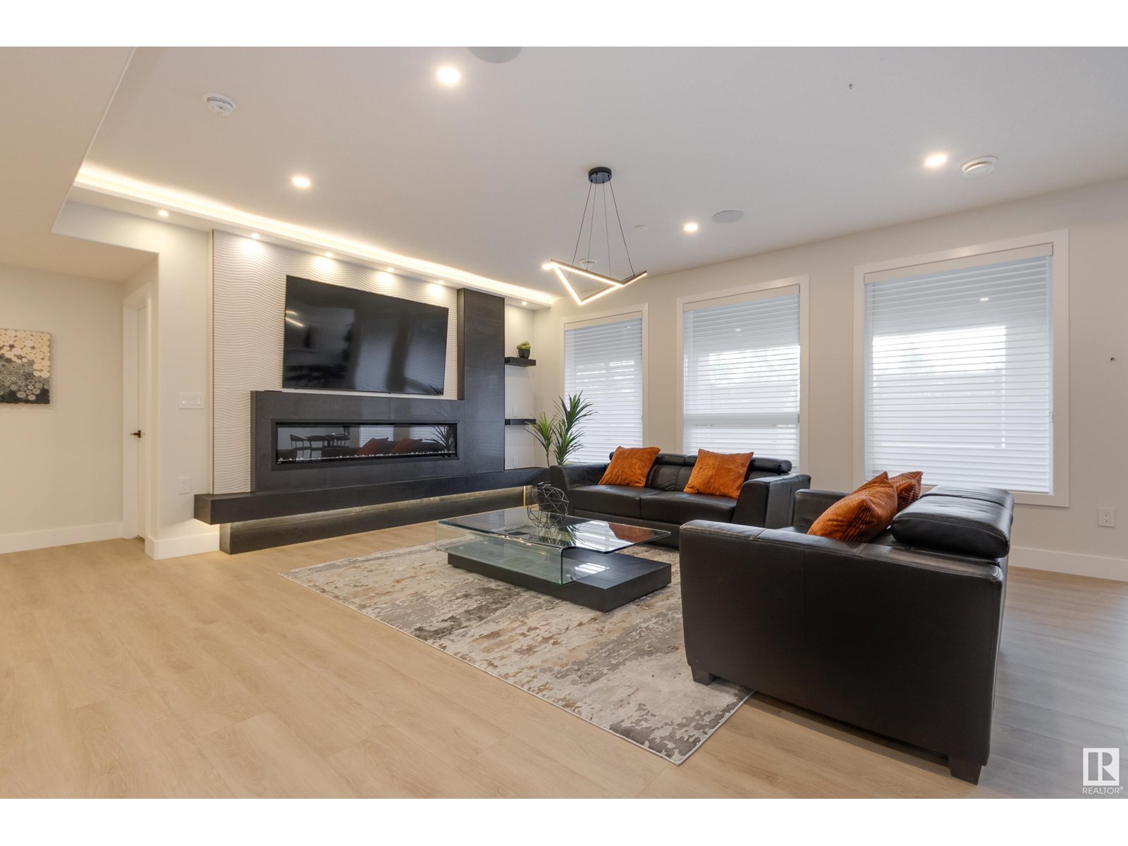 Photo 25 of 4111 Whispering River Dr Dr Sw, Edmonton AB