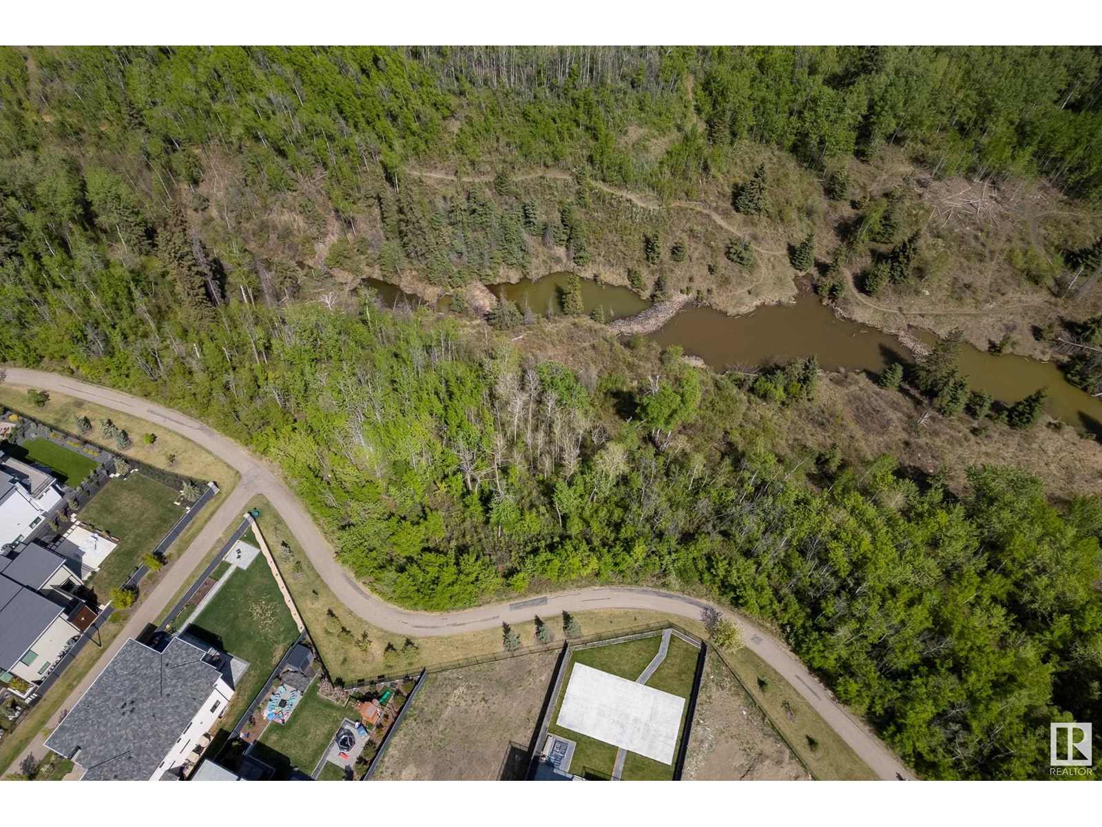 Photo 32 of 4111 Whispering River Dr Dr Sw, Edmonton AB
