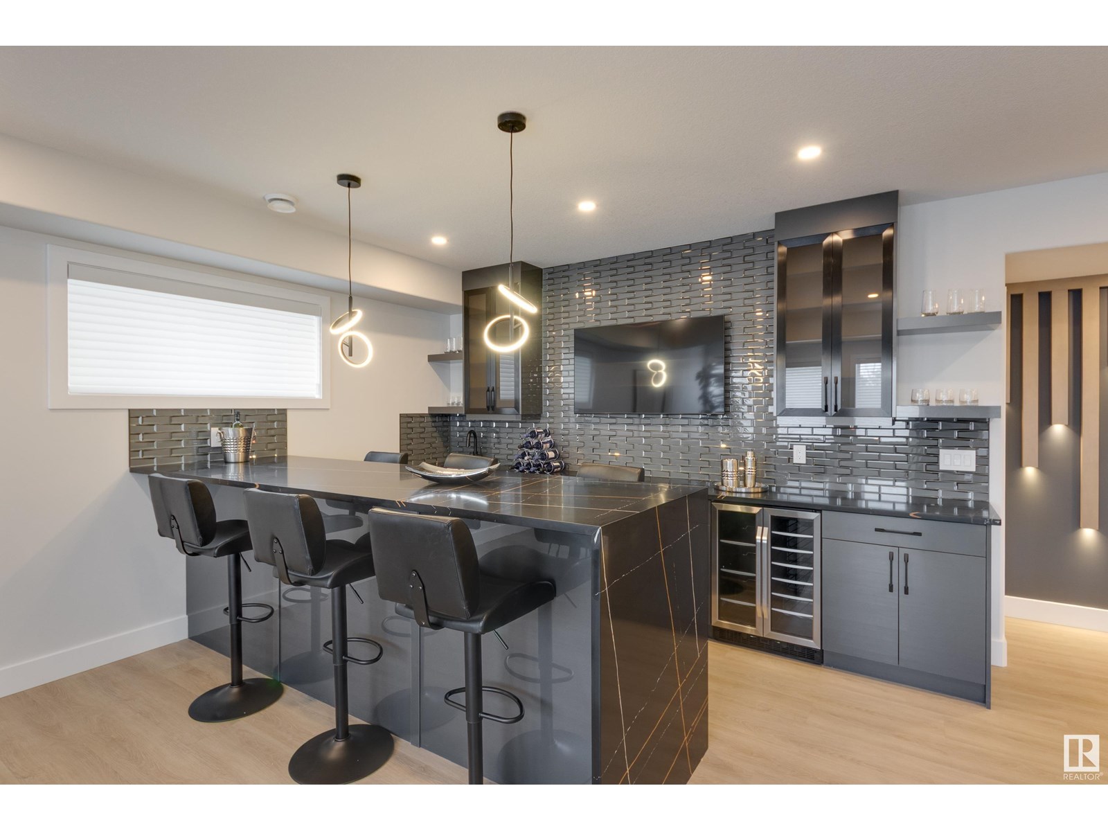 Photo 27 of 4111 Whispering River Dr Dr Sw, Edmonton AB