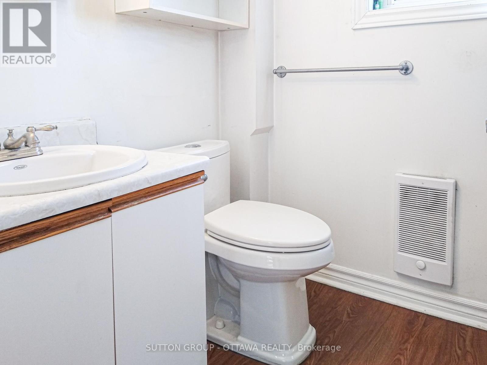 Photo 45 of 309 Cyr Avenue, Ottawa ON