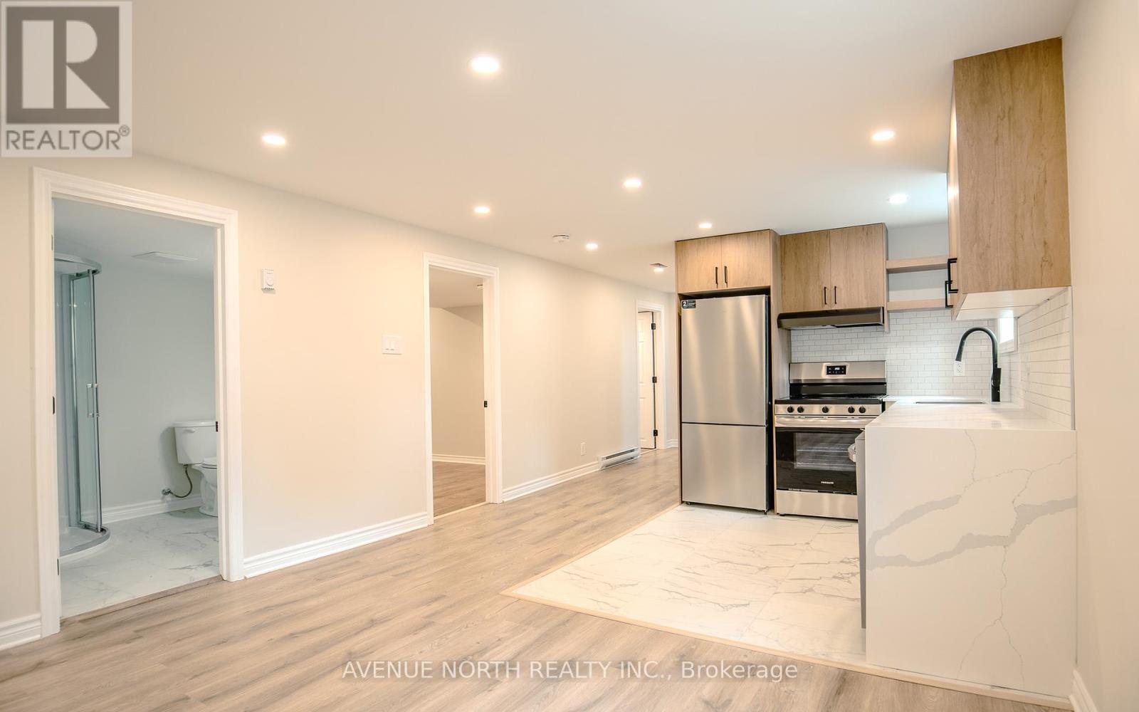 Photo 27 of 882 Balsam Drive, Ottawa ON