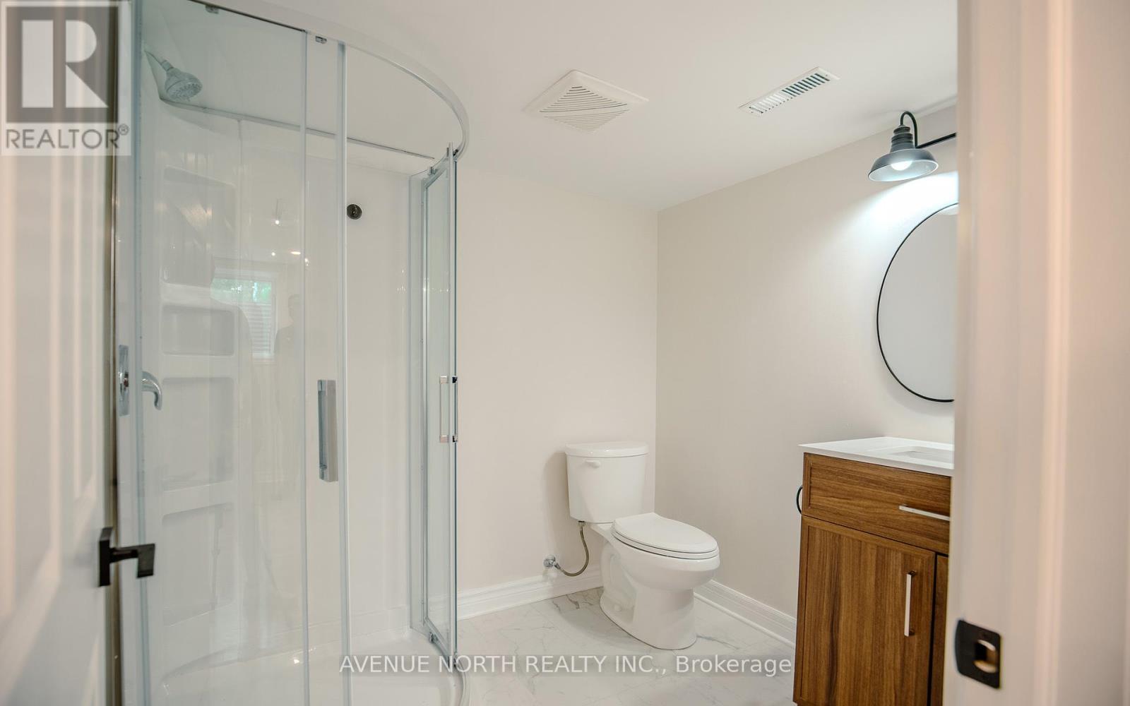 Photo 29 of 882 Balsam Drive, Ottawa ON