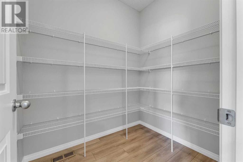 Single Family House for Sale in  Wolf Willow Boulevard SE Wolf Willow Calgary 