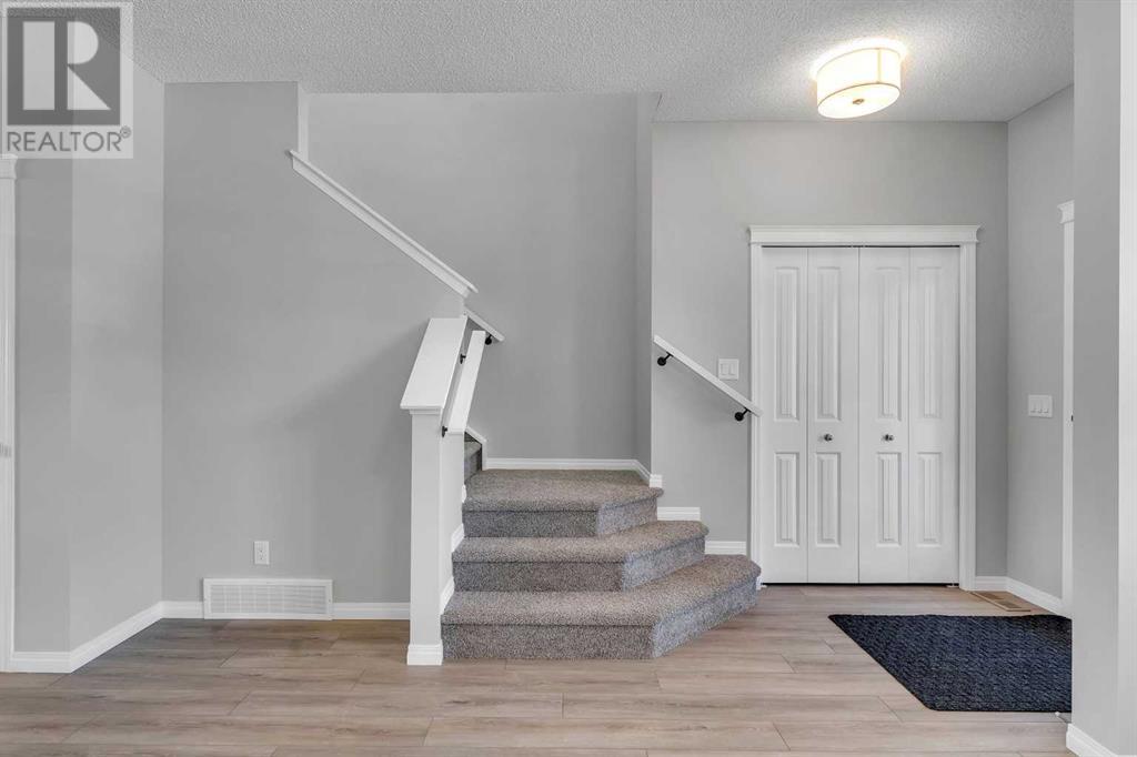 Single Family House for Sale in  Wolf Willow Boulevard SE Wolf Willow Calgary 