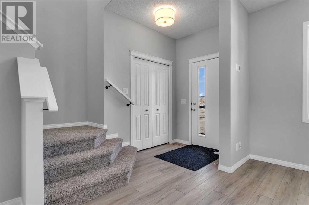 Single Family House for Sale in  Wolf Willow Boulevard SE Wolf Willow Calgary 