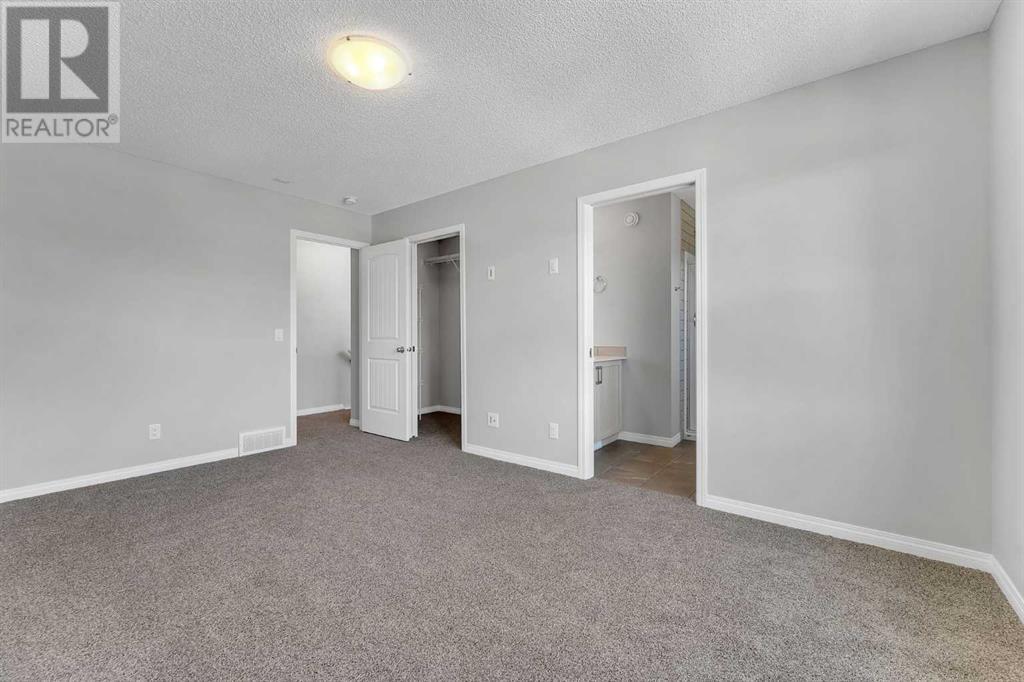Single Family House for Sale in  Wolf Willow Boulevard SE Wolf Willow Calgary 
