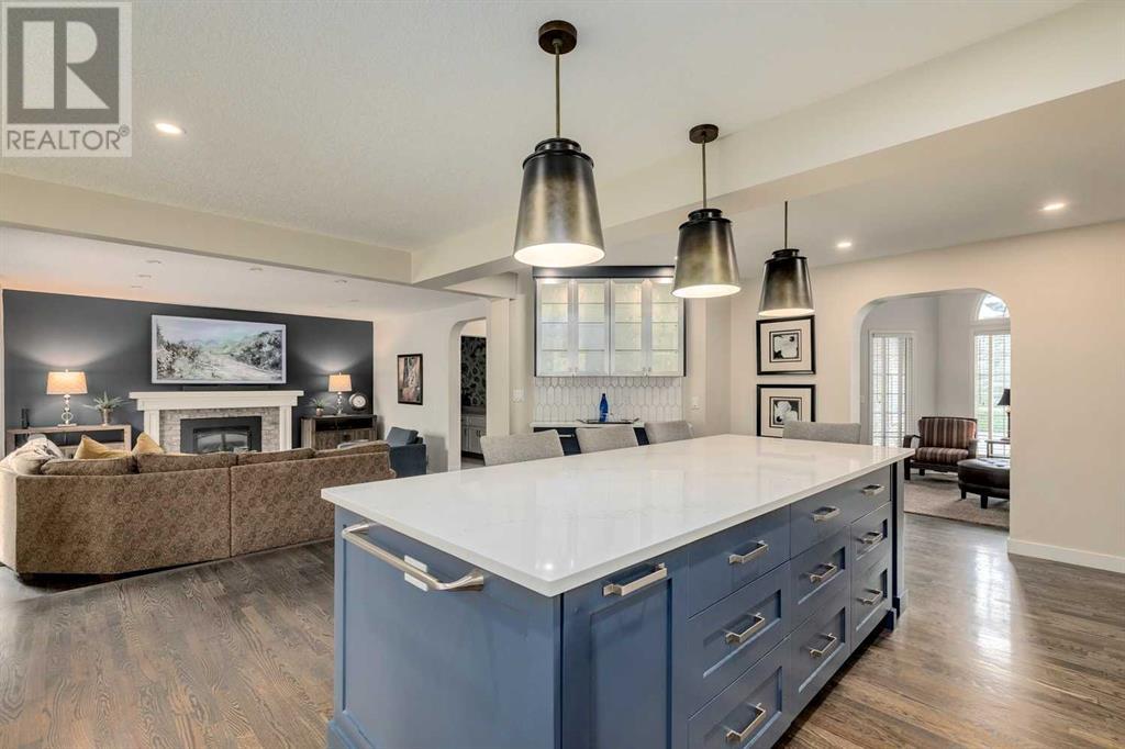 Single Family House for Sale in  Douglasbank Crescent SE Douglasdale/Glen Calgary 