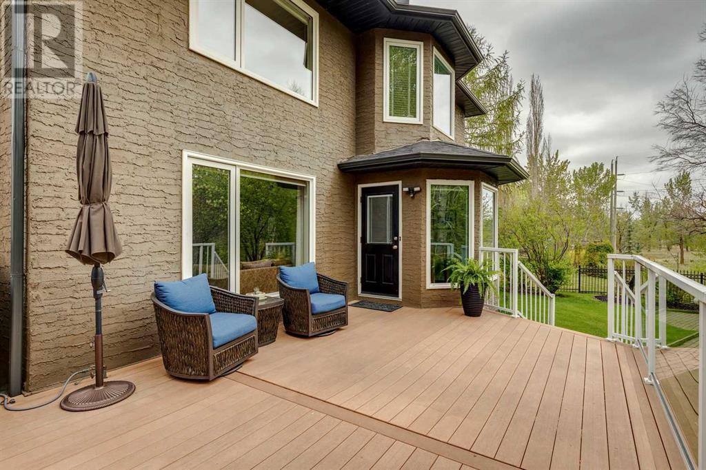 Single Family House for Sale in  Douglasbank Crescent SE Douglasdale/Glen Calgary 