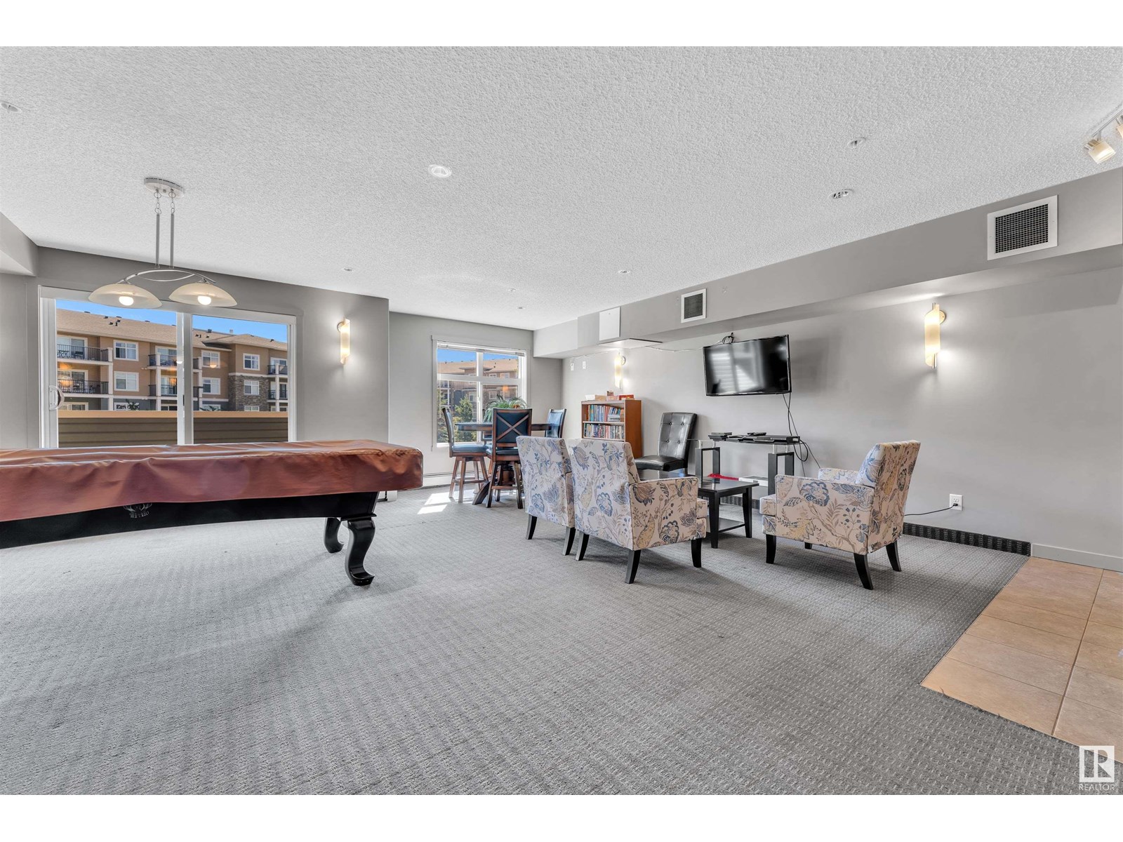 Photo 22 of 228 6076 Schonsee Wy Nw, Edmonton AB