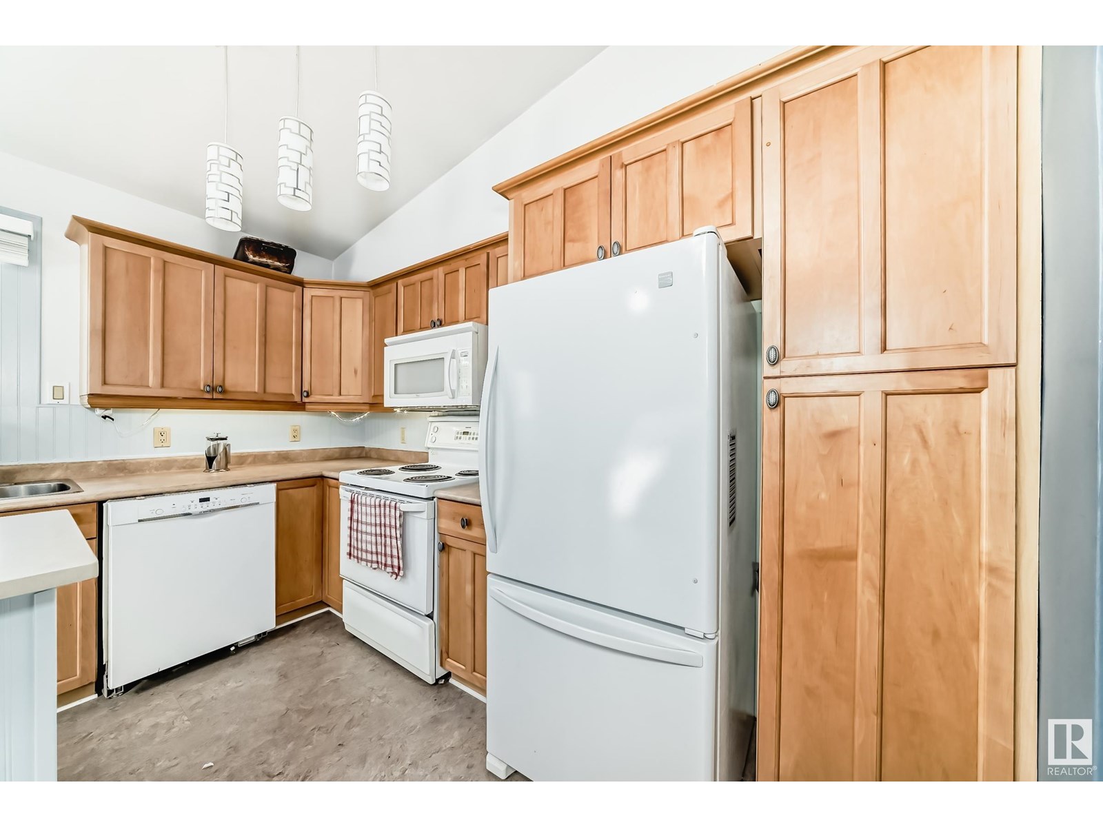 Photo 40 of 10952 157 St Nw, Edmonton AB