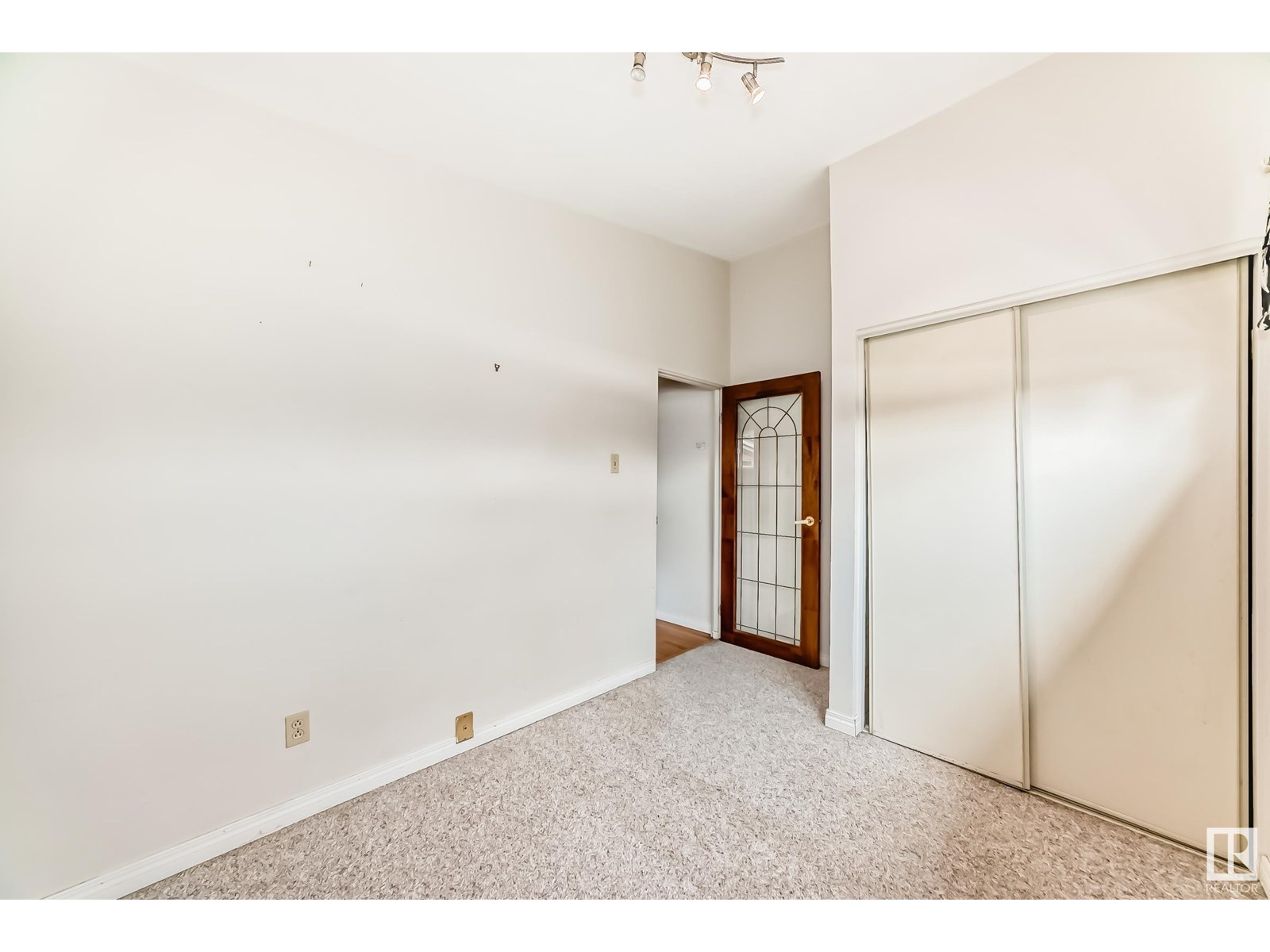 Photo 42 of 10952 157 St Nw, Edmonton AB