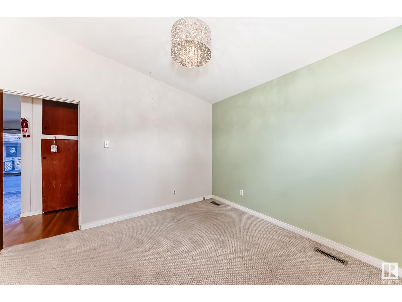 Photo 36 of 10952 157 St Nw, Edmonton AB